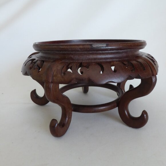 NEW 14.5” DECORATIVE GLASS CLOCHE DISPLAY DOME COVER HAND CARVED BROWN WOOD BASE - Picture 7 of 8